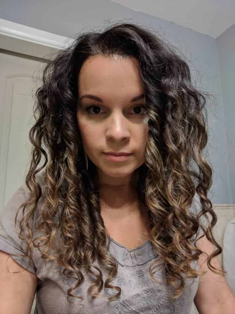 Full curls after using Evolvh review curly hair 2b 2c hair