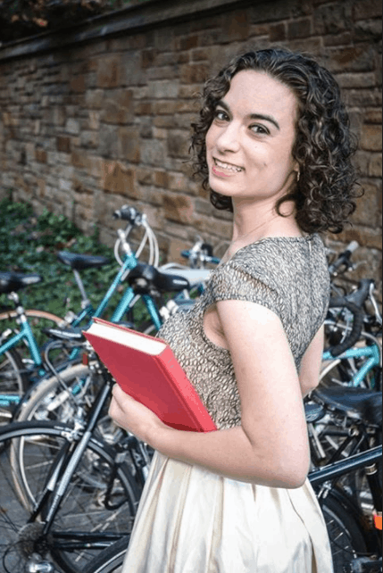 Profile of Shannon Gaughf is sharing her curly hair story